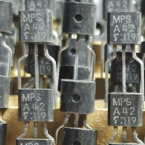 Transistor MPSA42 A42 MPSA 42 Toshiba 300V 0.5A